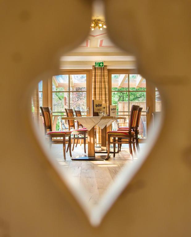 Familien- Und Vitalhotel Muehlpointhof Лофер Экстерьер фото