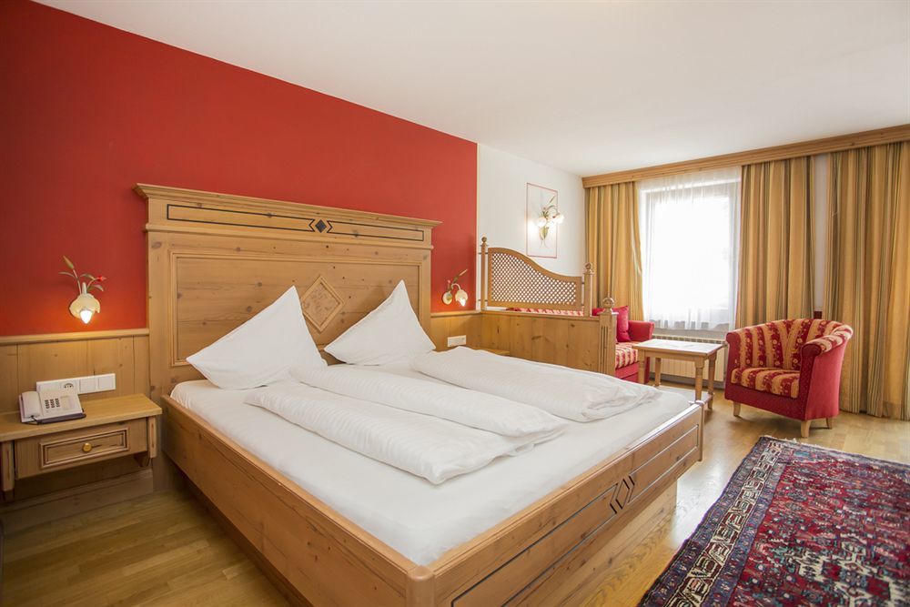 Familien- Und Vitalhotel Muehlpointhof Лофер Экстерьер фото